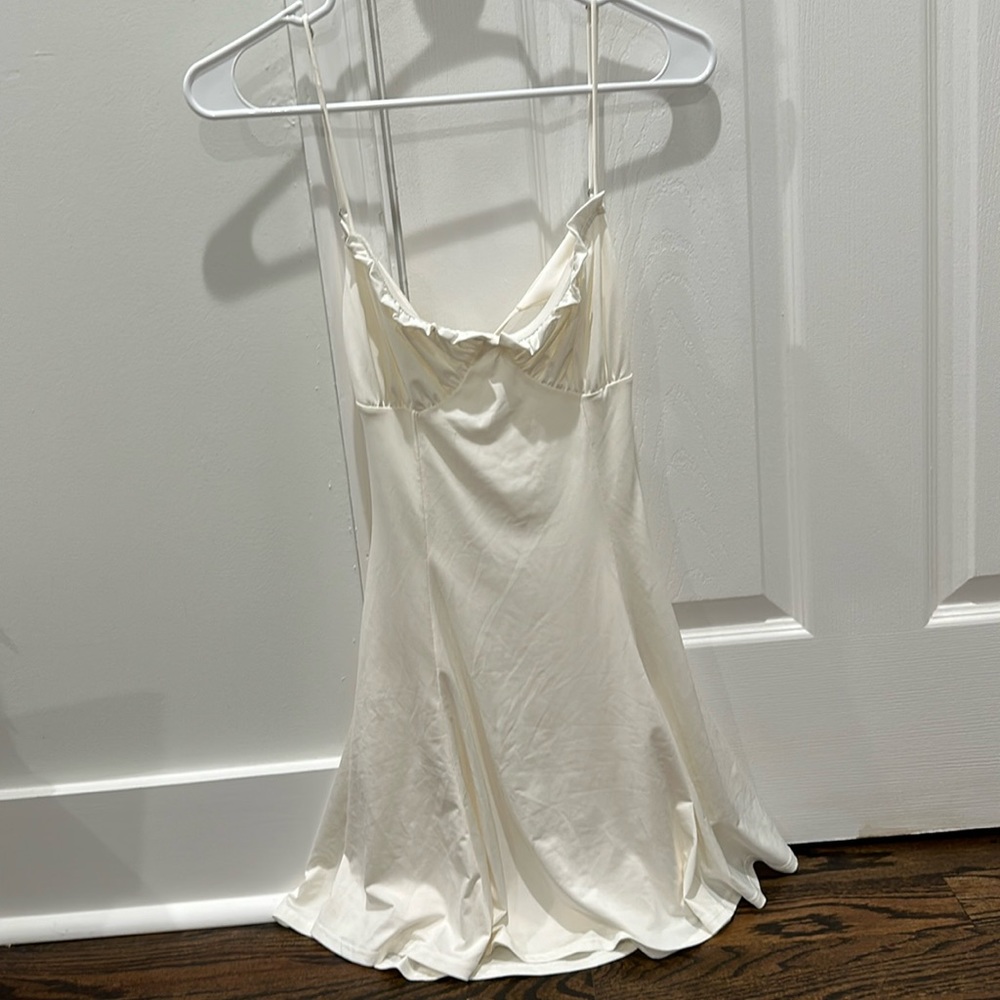 NEVER WORN Lulus slip, open back dress